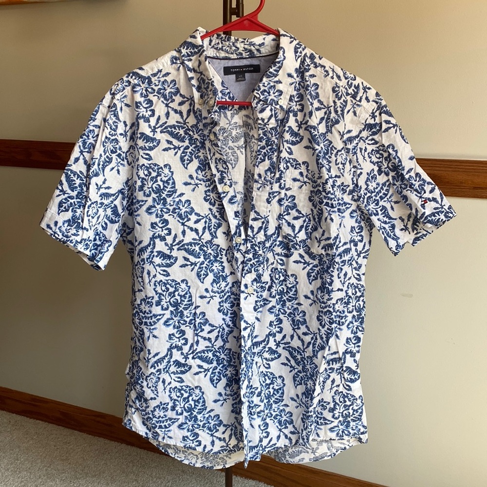 Mens Large Tommy Hilfiger Button Up